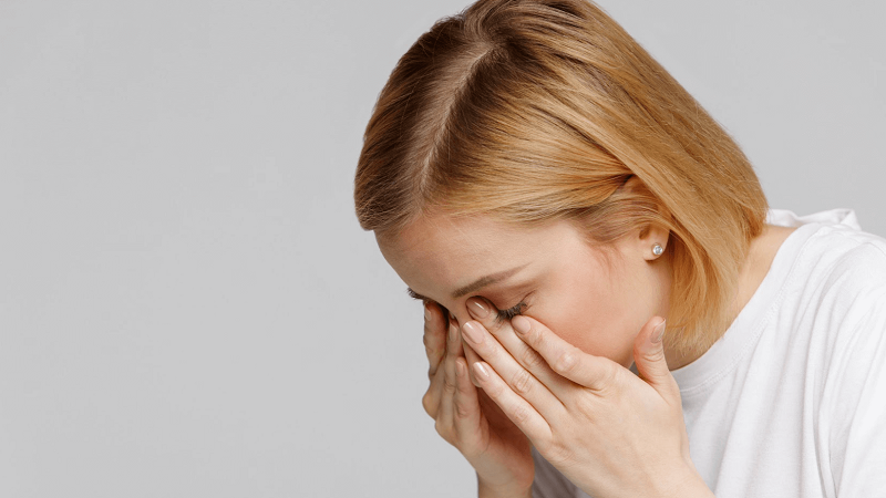 درد جراحی بینی | جراح بینی اصفهان | دکتر اصغر معمار زاده